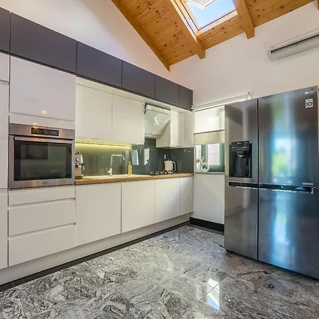 House Kairos